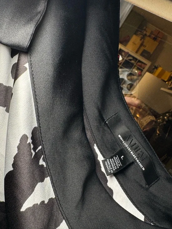 White House Black Market Black and White One-Shoulder Floral Top Satin - Picture 4 of 5